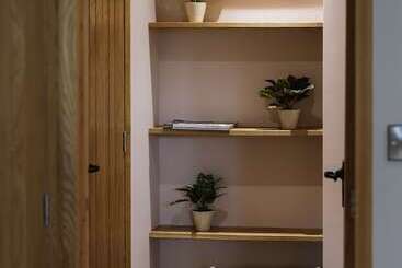 اقامتگاه Beautiful Secluded 2 Bed Barn With Woodfire Hottub