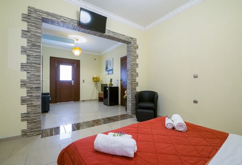 هتل Room Family For 4