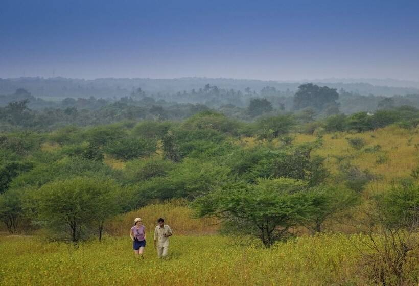 هتل The Postcard Gir Wildlife Sanctuary