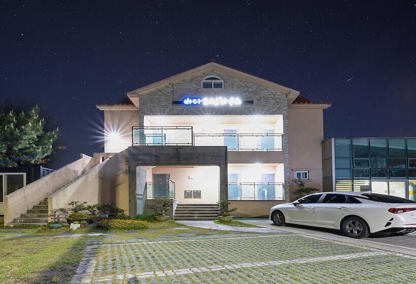 Jeju Badagreen Pension