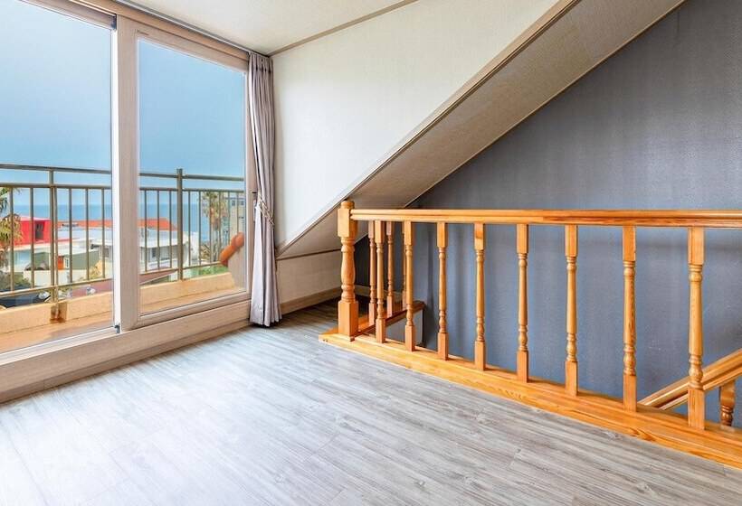 Jeju Badagreen Pension