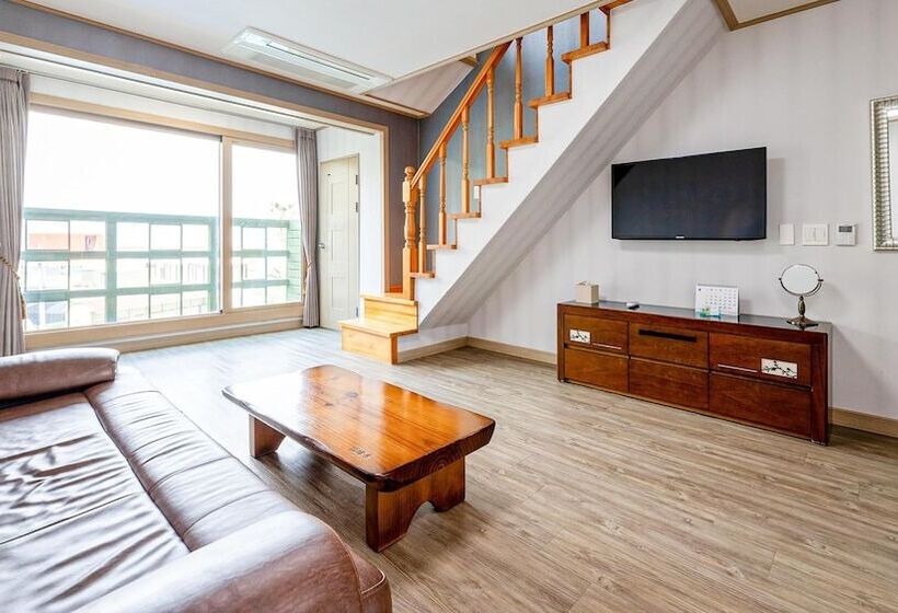 Jeju Badagreen Pension