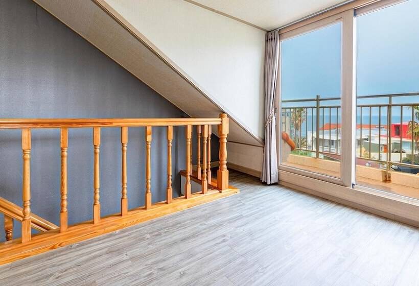 Jeju Badagreen Pension