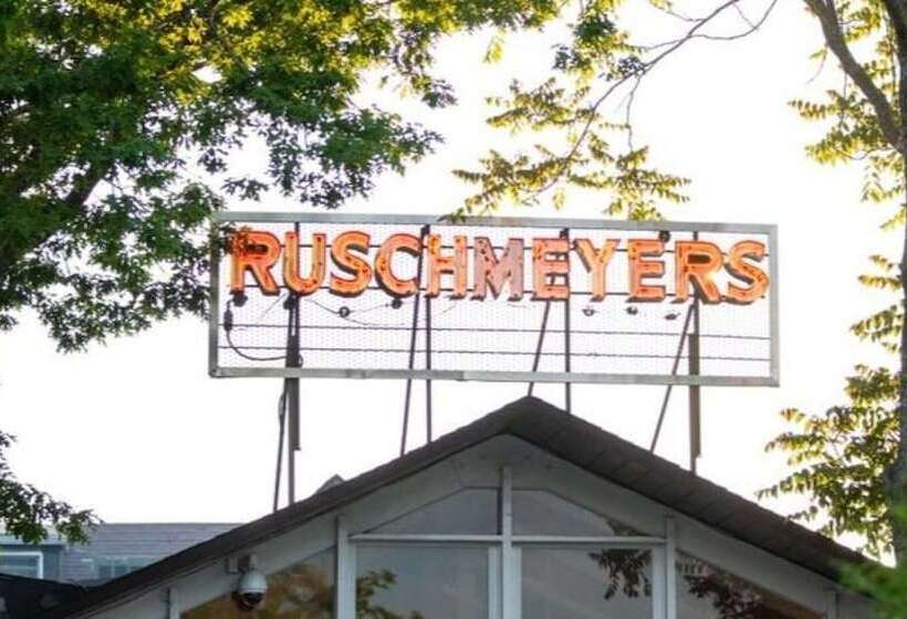 Ruschmeyers #2   Queen