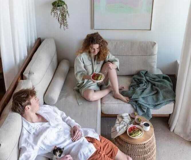 هتل Alero Seaside Skyros Resort