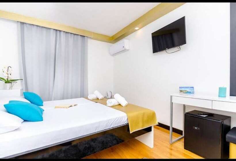 پانسیون Room In Guest Room   All Saints Suites B&b Kastela   Double Room