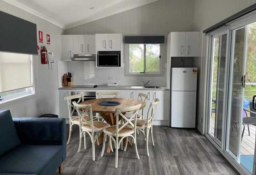 منتجع Nrma Shellharbour Beachside Holiday Park