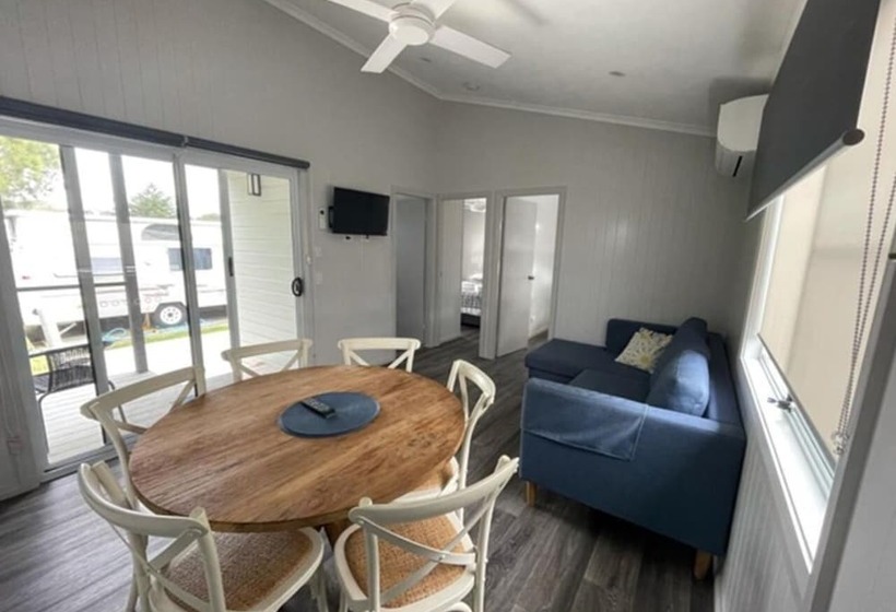 استراحتگاه Nrma Shellharbour Beachside Holiday Park