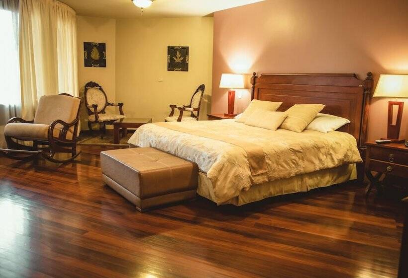 مسافرخانه Spa Casa Real