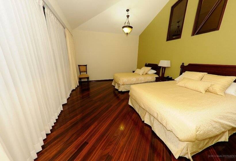مسافرخانه Spa Casa Real