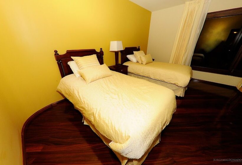 مسافرخانه Spa Casa Real