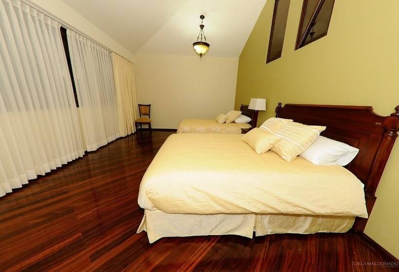 مسافرخانه Spa Casa Real