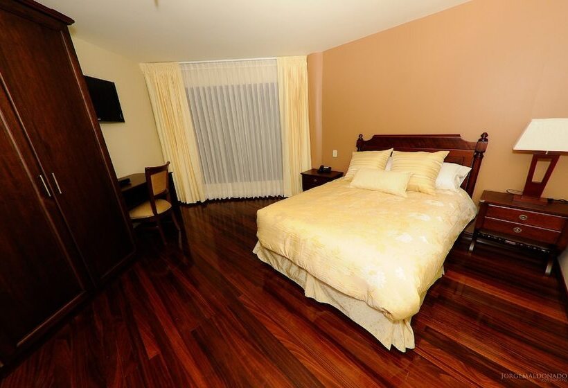 مسافرخانه Spa Casa Real