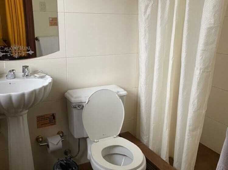 مسافرخانه Spa Casa Real
