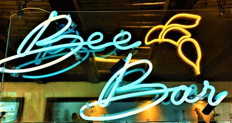 هتل 12 Bees By Kavia