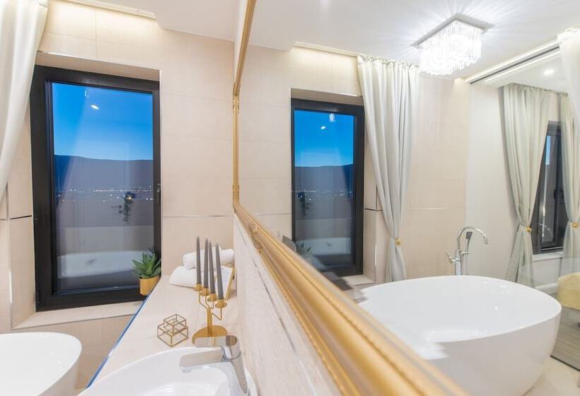 هتل Samstag Split