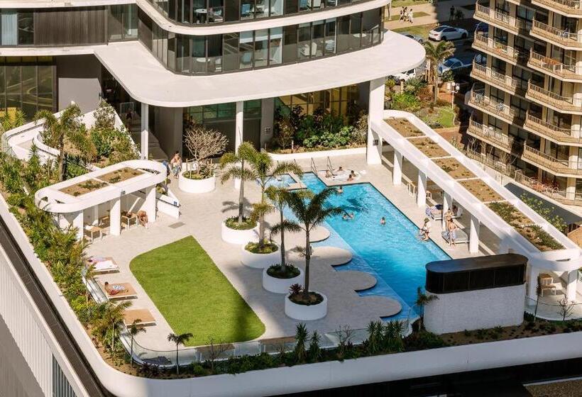 Meriton Suites Surfers Paradise