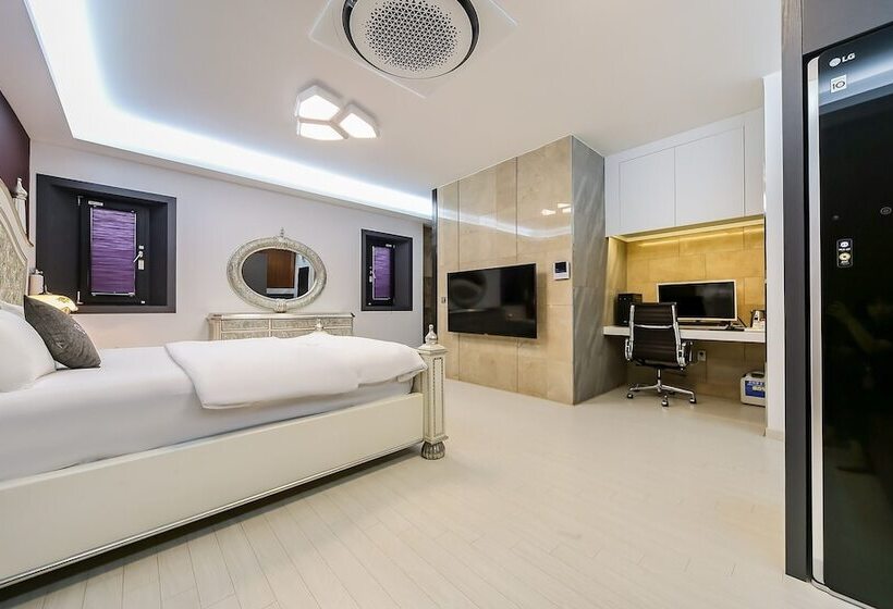 فندق على الطريق Andong Win