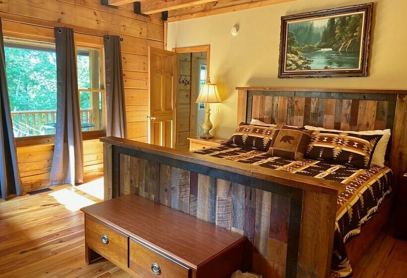 Mountain Vista  Mountain Cabin, Great Decks, Pool Table, Ping Pong Table, & Foosball By Redawning