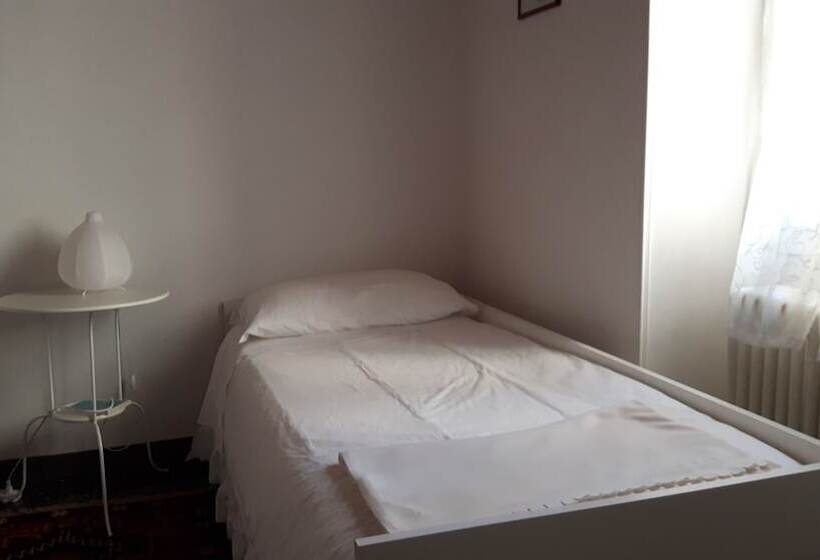 膳宿费 La Turr De Mezz Apartment