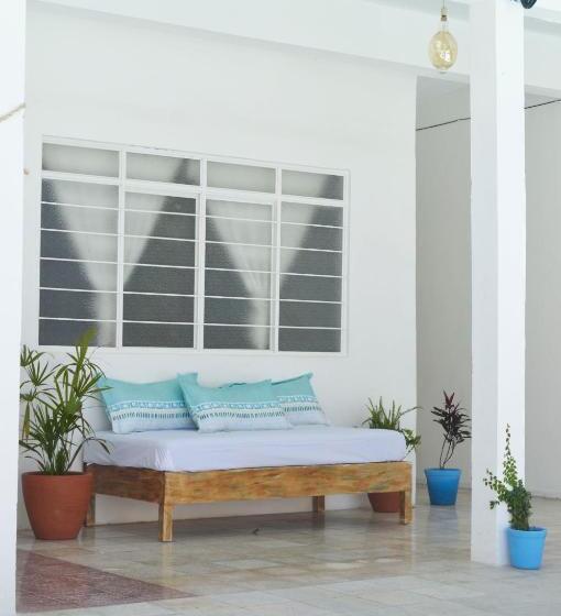 هتل Casa Pancho Playa