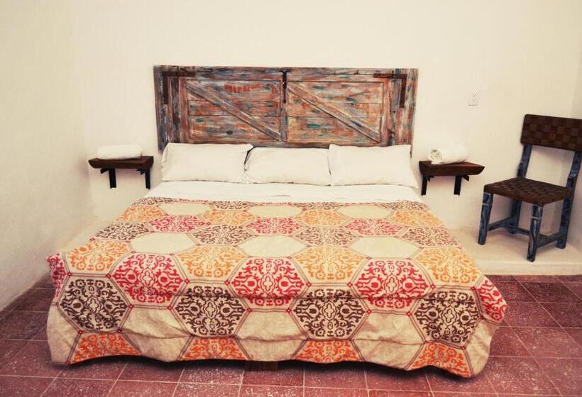 فندق Casa Pancho Playa