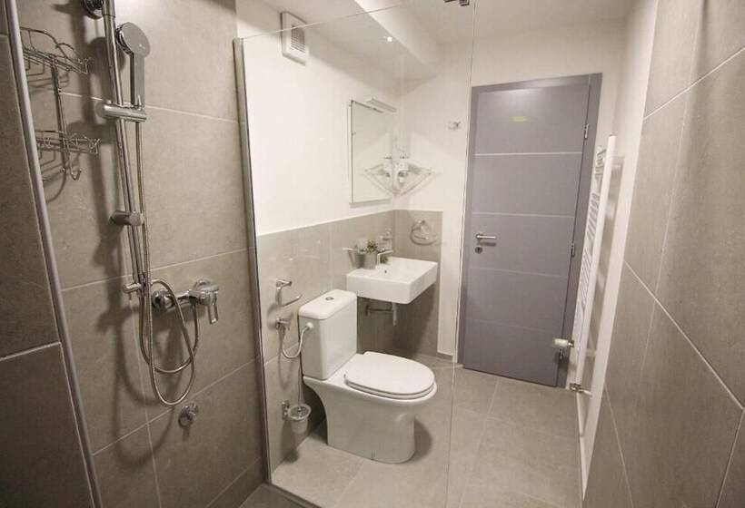 پانسیون Alessio Premium Rooms