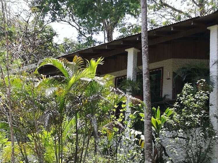 پانسیون Manuel Antonio Comfort Casa Macaow