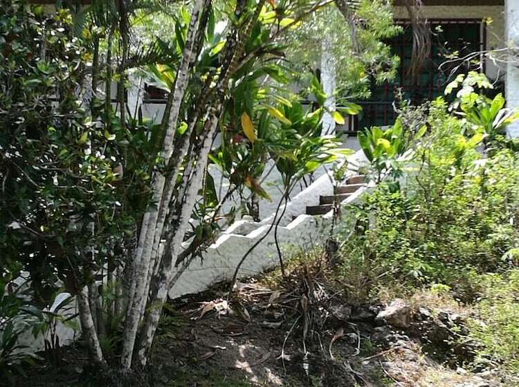پانسیون Manuel Antonio Comfort Casa Macaow
