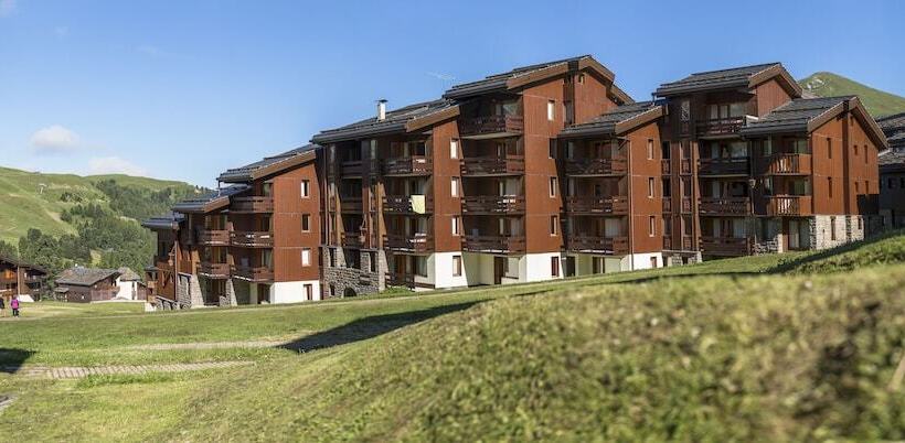 اقامتگاه Belle Plagne Résidence Pierre & Vacances émeraude