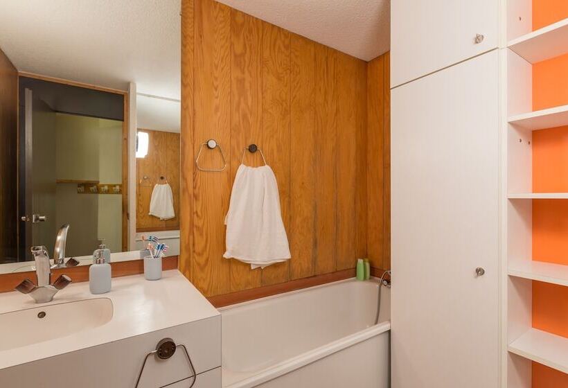 اقامتگاه Belle Plagne Résidence Pierre & Vacances émeraude