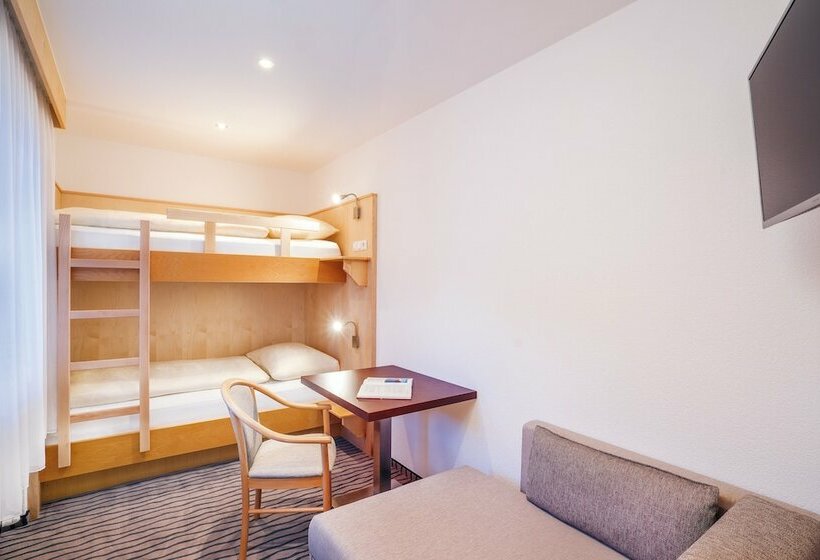 پانسیون Aliona Apart