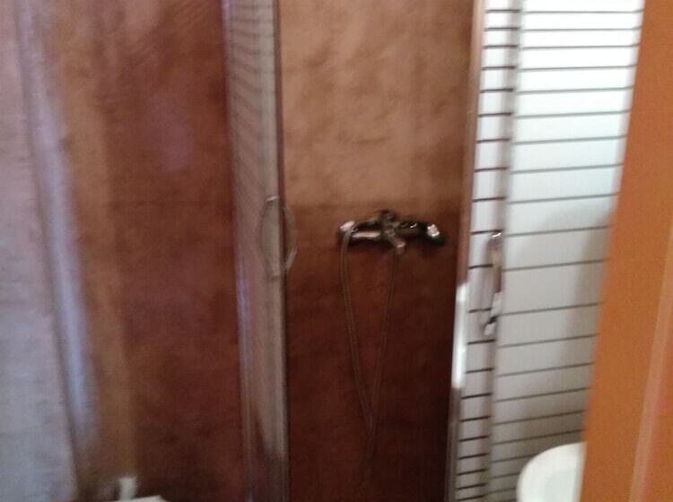 پانسیون Smaragdi Rooms For Rent