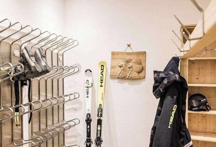 تختخواب و صبحانه Andre Arnold   Boutique Pension