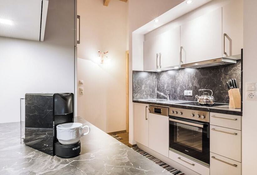 تختخواب و صبحانه Andre Arnold   Boutique Pension