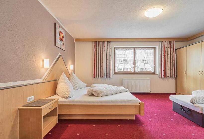 تختخواب و صبحانه Garni Vierjahreszeiten