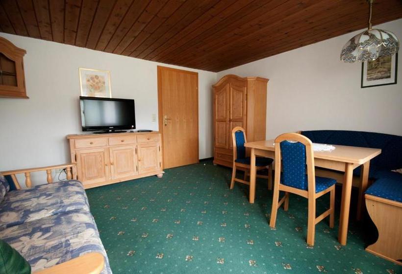 Bed and Breakfast Pension Arnspitze