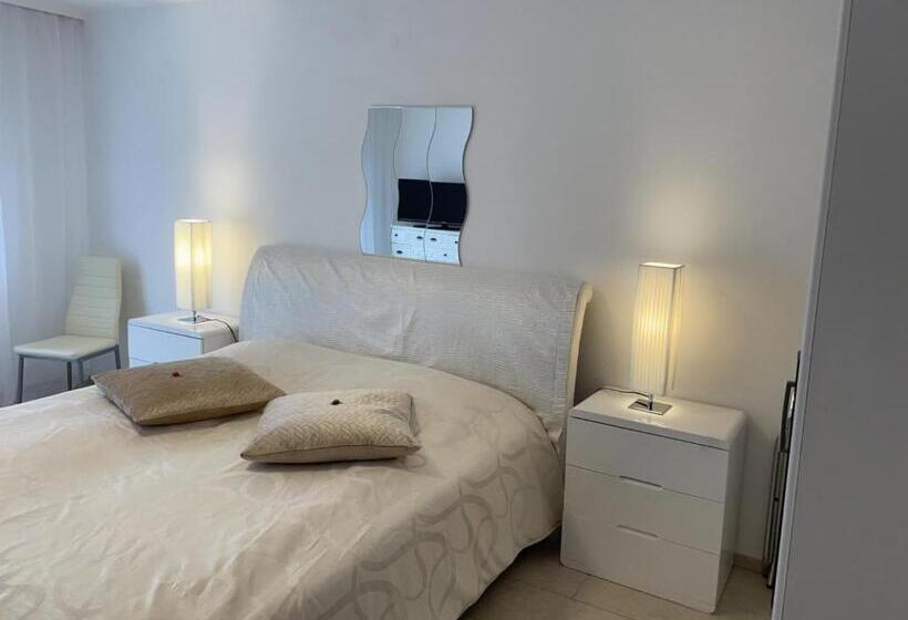 בית מלון כפרי Seehaus Kärnten Inn Mit Direktem Seezugang Und E Ladestation