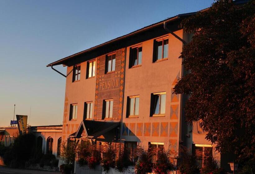 ホテル Garni Höchschmied