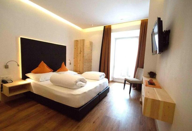 هتل Gasthof Zum Goldenen Löwen