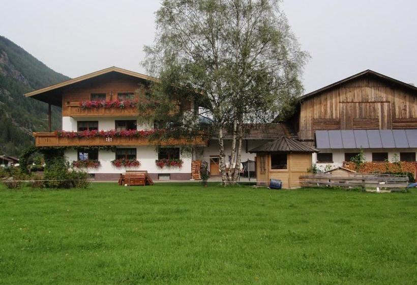 בית מלון כפרי Hauseggerhof