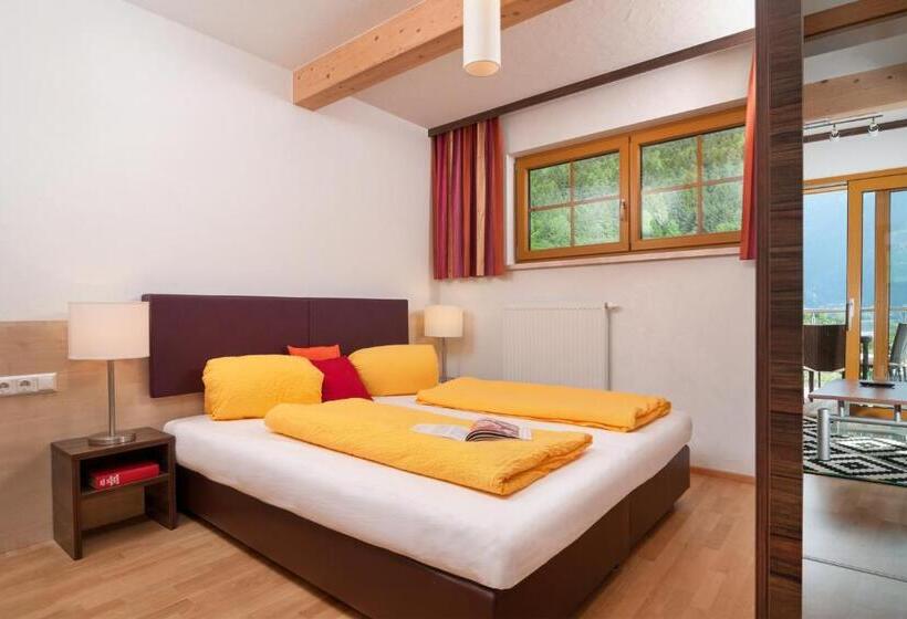 هتل Wellness Landhaus Parth