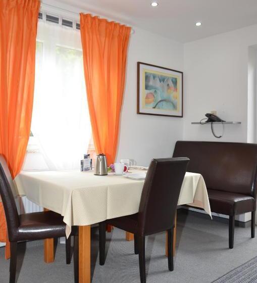 هتل Wellness Landhaus Parth