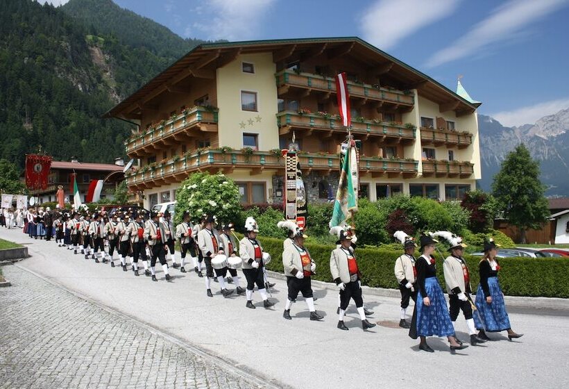 ペンション Gasthof Jäger Zillertal