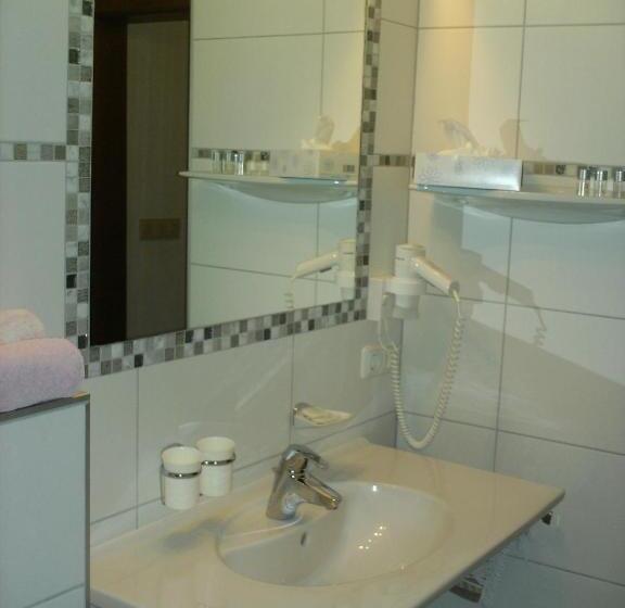 פנסיון Gästehaus Bergland