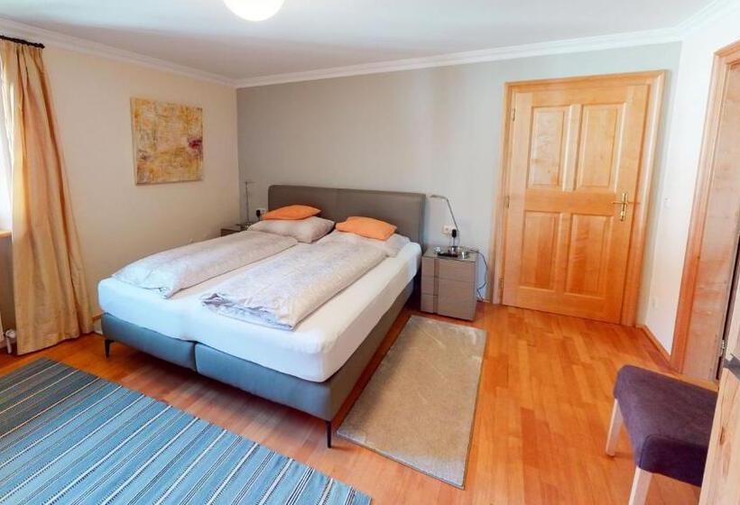 مبيت وإفطار Bauernhofpension Herzog Zu Laah