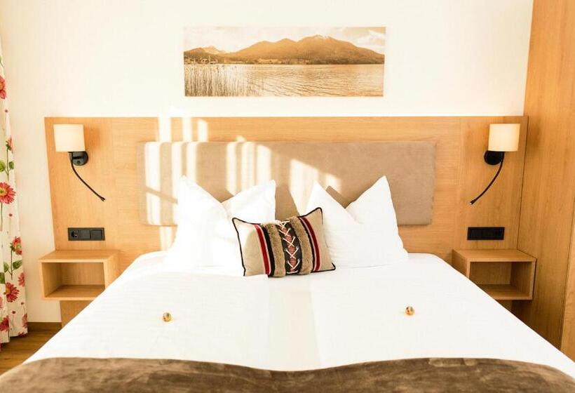 مبيت وإفطار Frühstückspension Huber