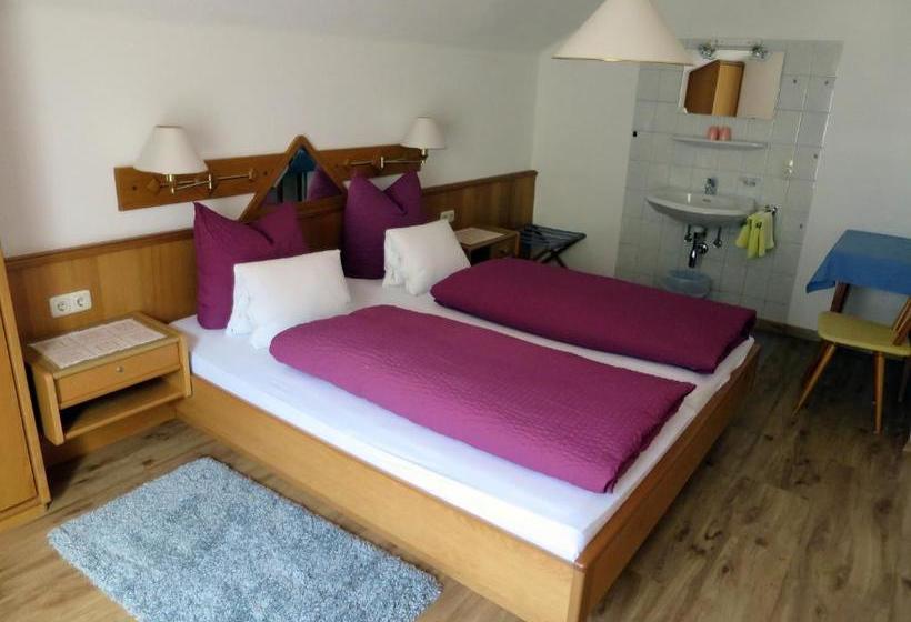 Bed and Breakfast Haus Weber-hafele Pension