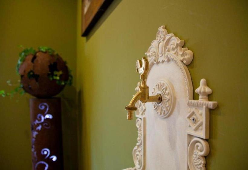 مبيت وإفطار Pension Schierl