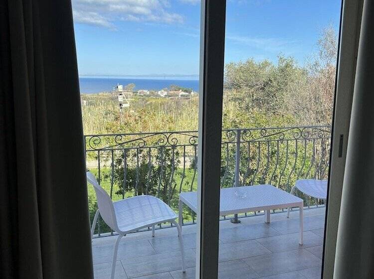 هتل Borgo Di Santa Barbara